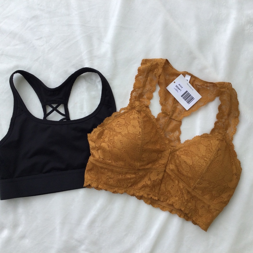 Women’s Bras, lot of 2